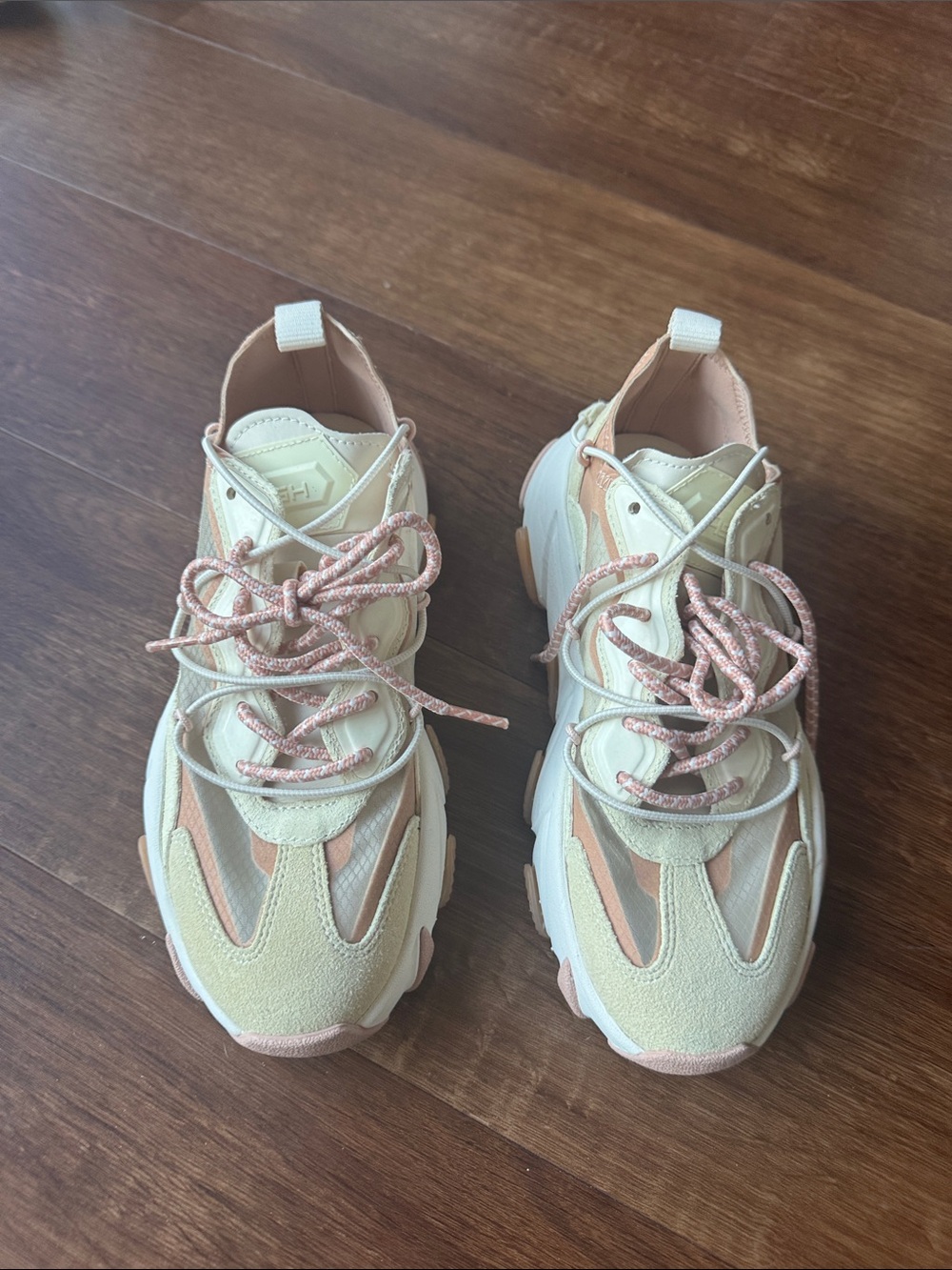Ash Women's Cream and Blush Chunky Sneakers